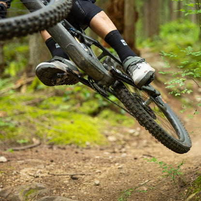 Shimano PD-M9220 XTR Trail Wide Platform Shimano SPD Clipless Bike Pedals Alternate 11