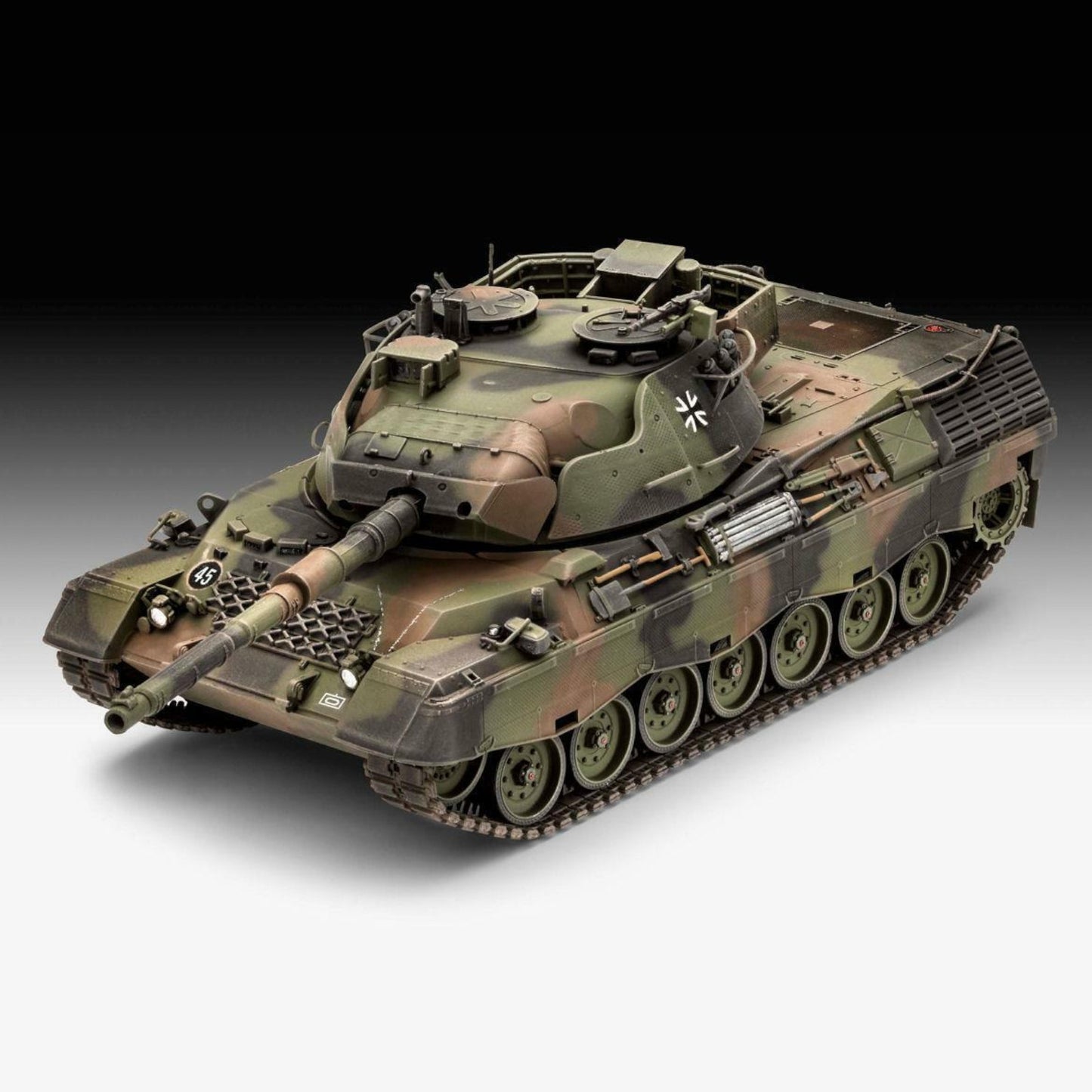 Revell Leopard 1A5 1:35 Tank Model Kit German Military Weapon 03320 Alternate 1