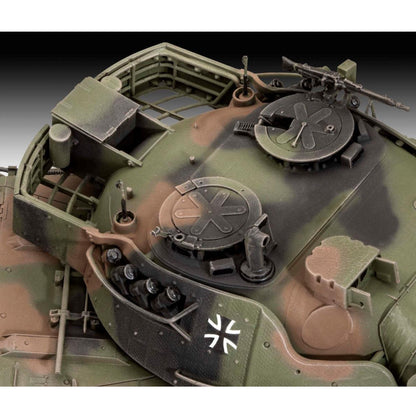 Revell Leopard 1A5 1:35 Tank Model Kit German Military Weapon 03320 Alternate 3