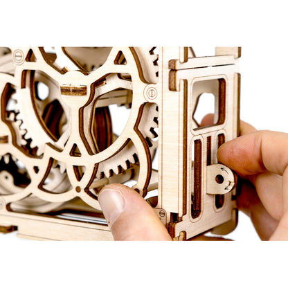 Revell Kinetic Picture Tiny Adventures 3D Puzzle DIY Creative Wooden Model 00613 Alternate 3