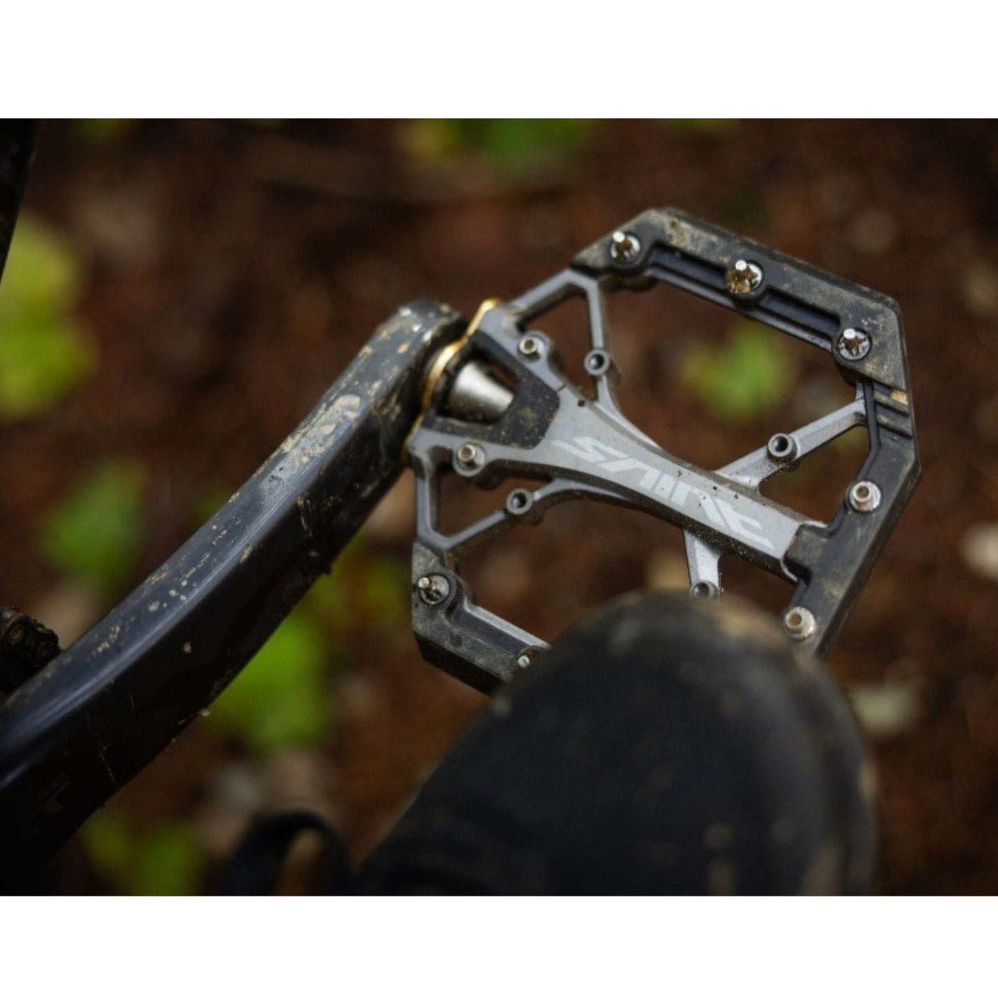 Shimano Saint PD-G8040 Flat Platform Mountain Bike Pedals