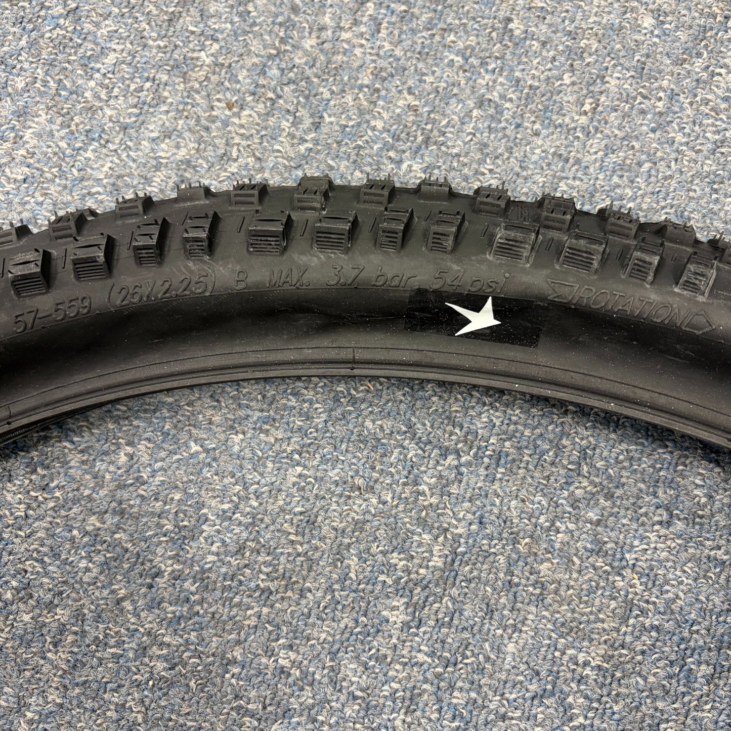 Schwalbe Nobby Nic 26 x 2.25 ADDIX Green Wired (Tube Type) Bike Tyre