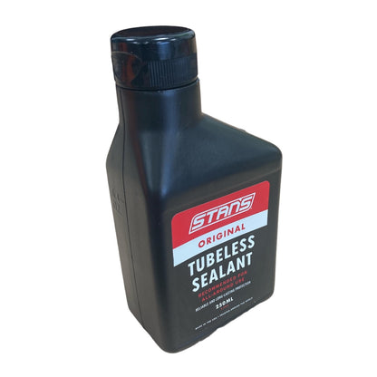 Stans NoTubes Original 250ml Bike Tubeless Tyre Sealant Alternate 1