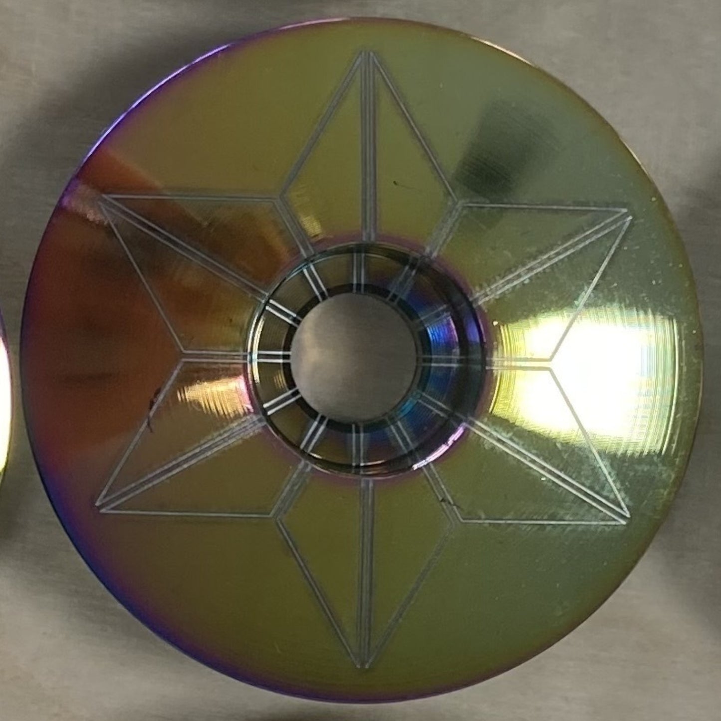 Capuchon supérieur de casque de vélo Supacaz Star Capz