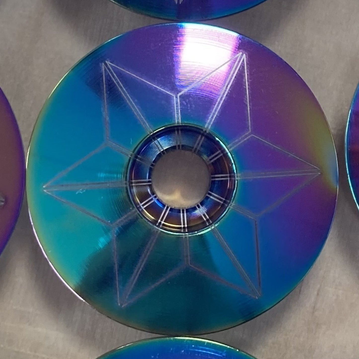 Capuchon supérieur de casque de vélo Supacaz Star Capz