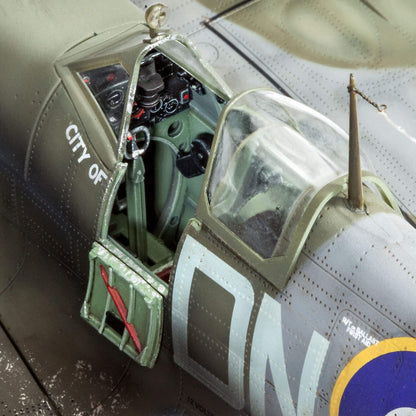 Revell 00457 Supermarine Spitfire MK.Ixc Tecknik 1:32 WW2 Fighter Plane Model Kit