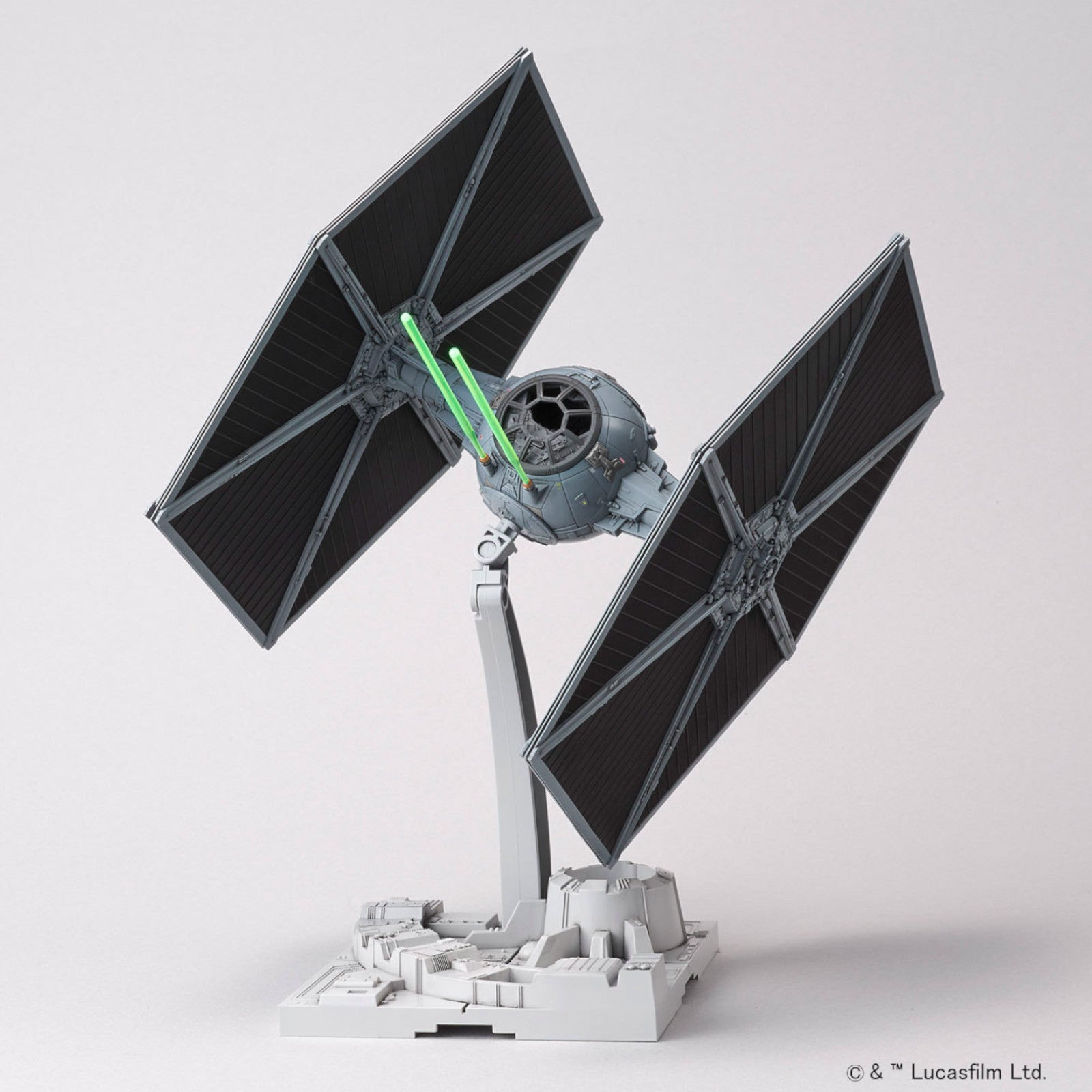 TIE Fighter Star Wars Model by Revell Scale 1:72 Alternate 1