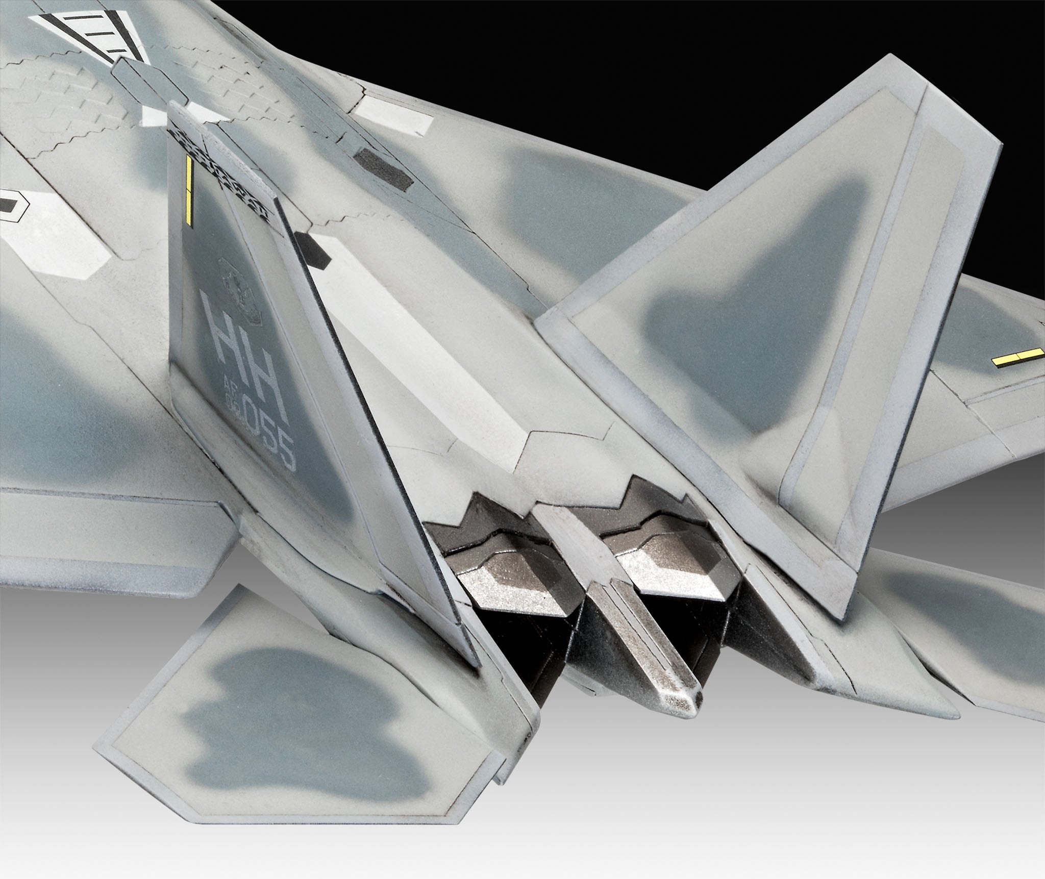 Revell Lockheed Martin F-22A Raptor 1:72 Plane Model Building Kit Alternate 4