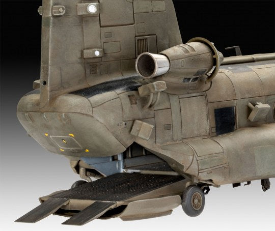 Revell MH-47E Chinook 1:72 Helicopter Model Kit Alternate 4