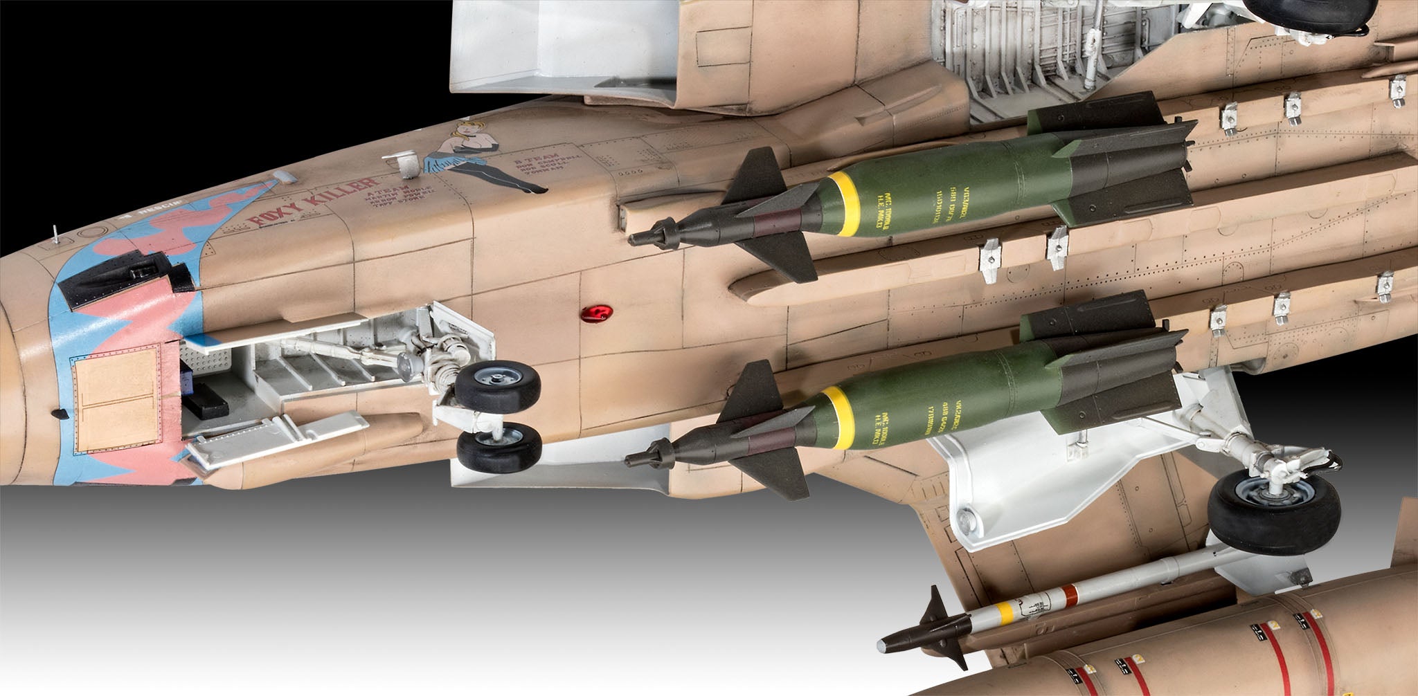 Plane Model Kit Revell Tornado GR.1 RAF Gulf War 1:32 Alternate 1