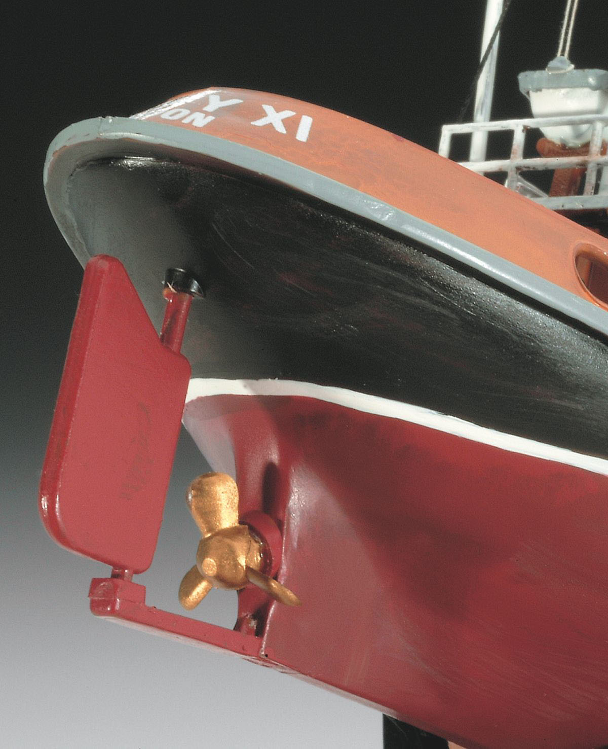Warship Model Kit Revell Model Set Harbour Tug Boat 1:108 Alternate 3
