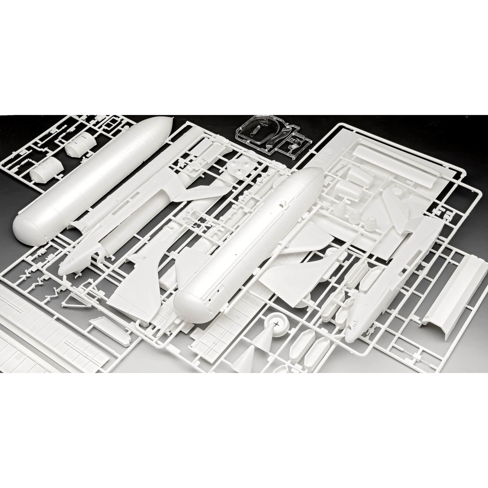 Revell Gift Set Space Shuttle & Boosters 40th Anniversary 1:144 Spacecraft Model Kit Alternate 2